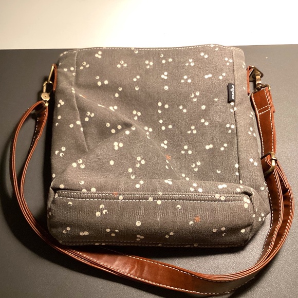 Maika Bags Maika Crossbody Bag And Travel Pouch Like New Poshmark